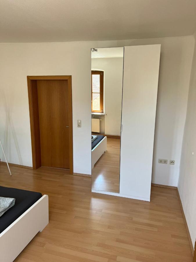 Privatzimmer Im Herzen Von Iphofen Bagian luar foto