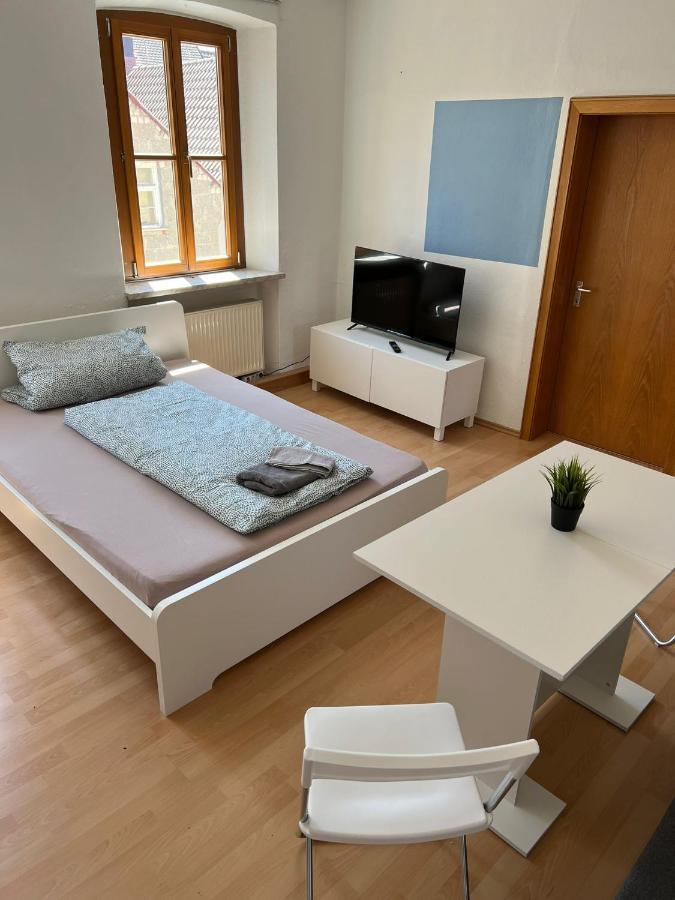 Privatzimmer Im Herzen Von Iphofen Bagian luar foto