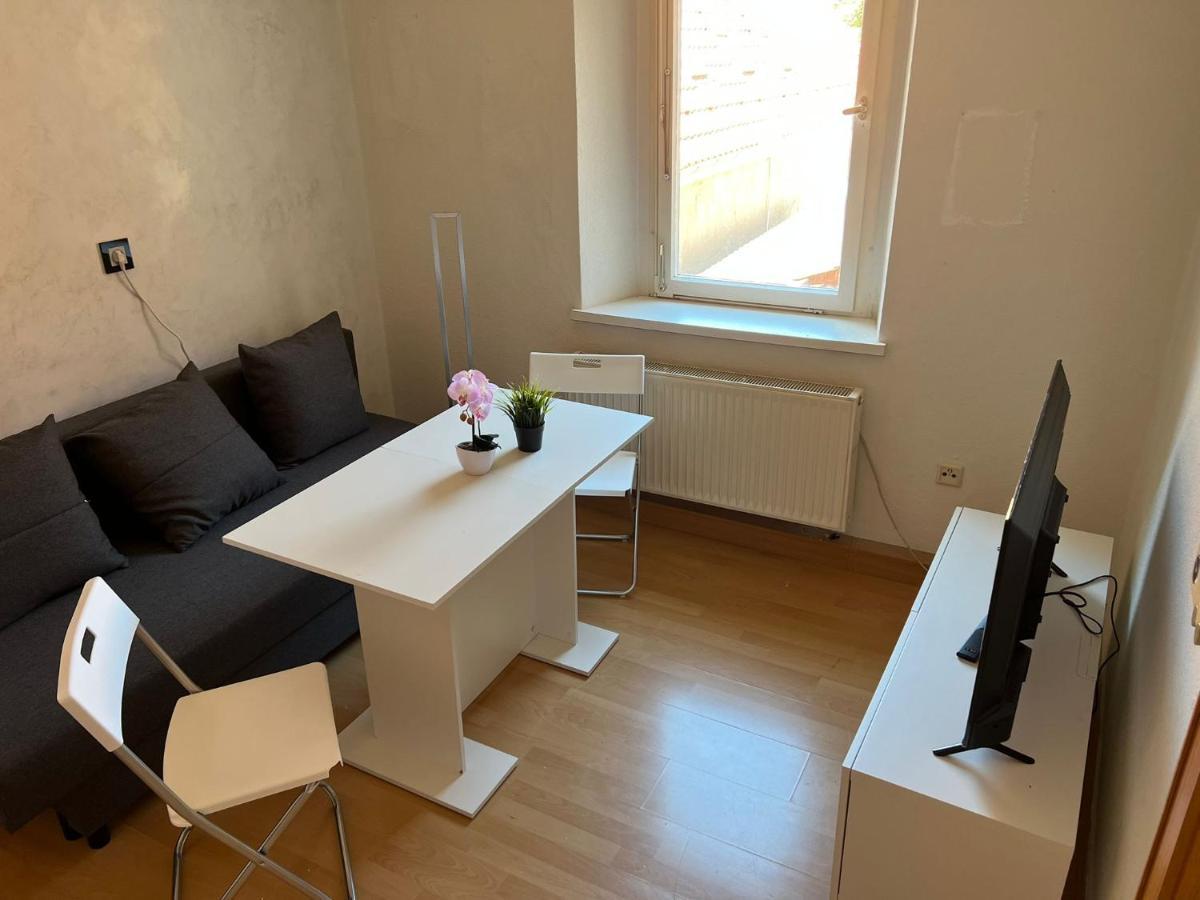 Privatzimmer Im Herzen Von Iphofen Bagian luar foto