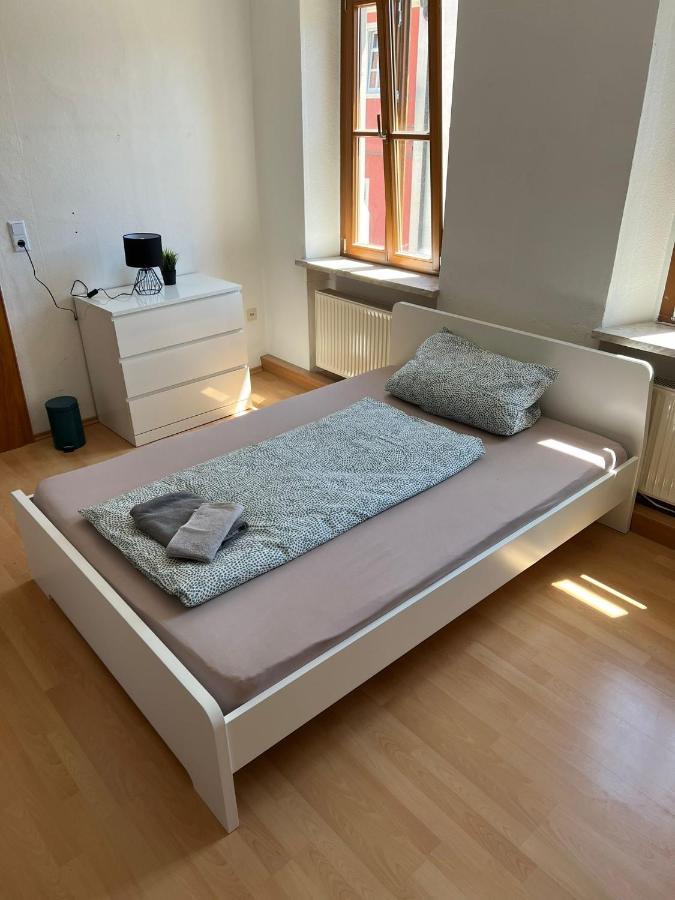 Privatzimmer Im Herzen Von Iphofen Bagian luar foto