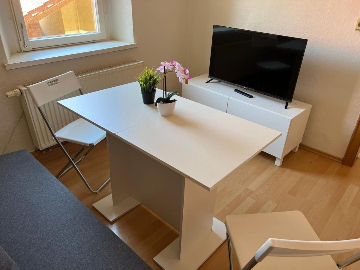 Privatzimmer Im Herzen Von Iphofen Bagian luar foto
